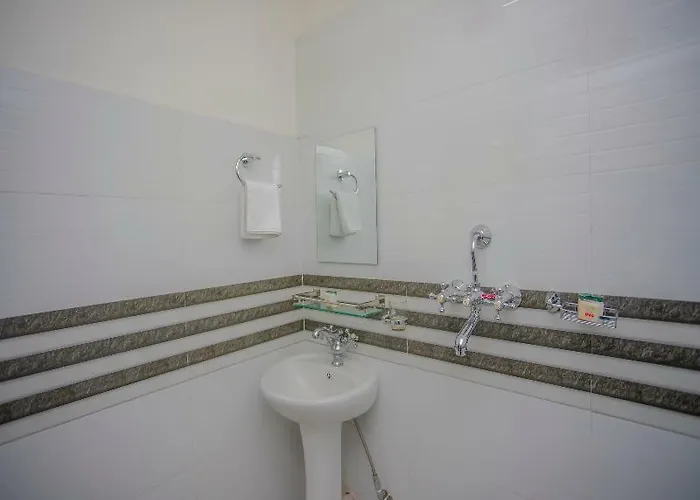 Hotel Oyo 318 Pancha Buddha 2*