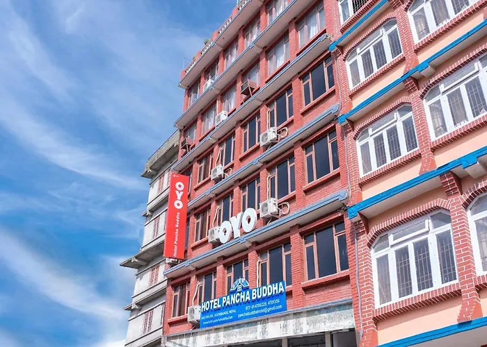Hotel Oyo 318 Pancha Buddha 2*
